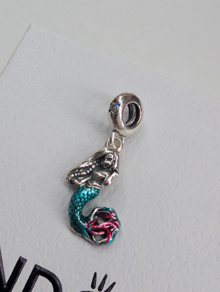 Disney PixarMermaid Ariel Dangle Charm Pandora
