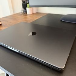 Macbook Pro 16inch - M3 32GB