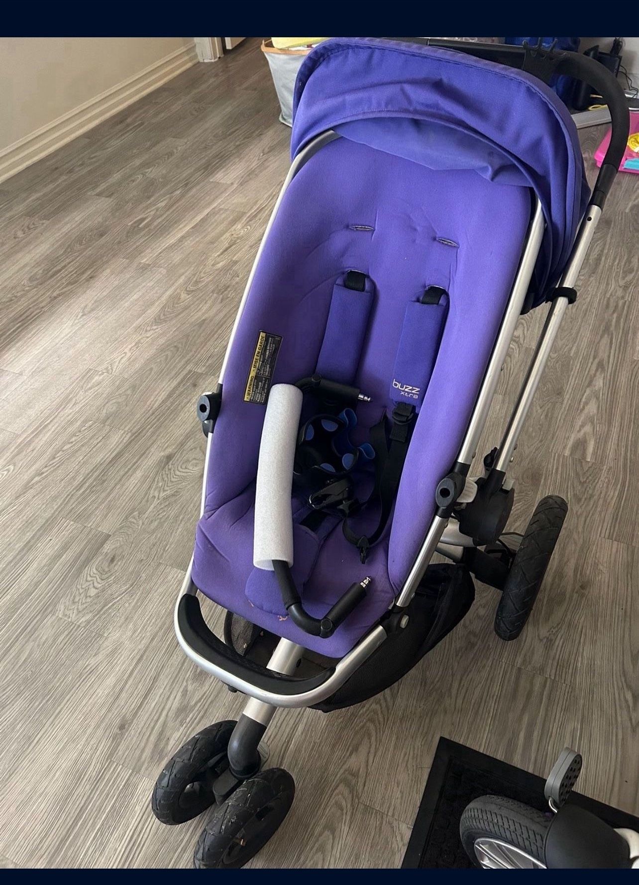 Barely Used Quinny Stroller  With Accessories 