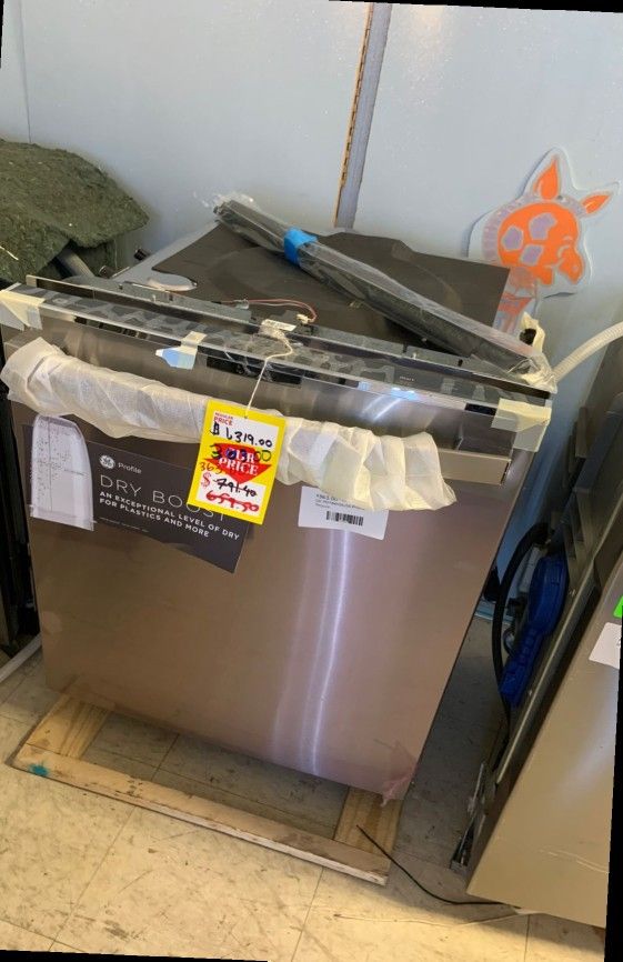 NEW GE DISHWASHER Liquidation sale today PDT845SSJSS 🌟