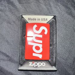Supreme zippo 