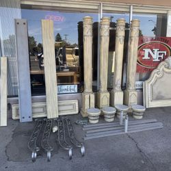 Queen Size McFerran Home Furnishings Ornate Poster Bed Frame – Elegant Carved Design