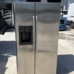 Refrigerator GE