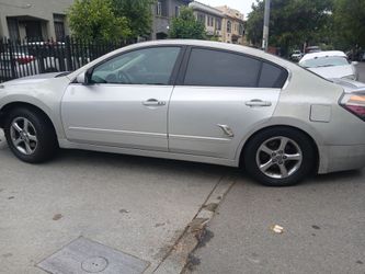Nissan altima 2009
