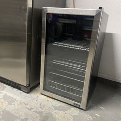 Newair Refrigerator. 