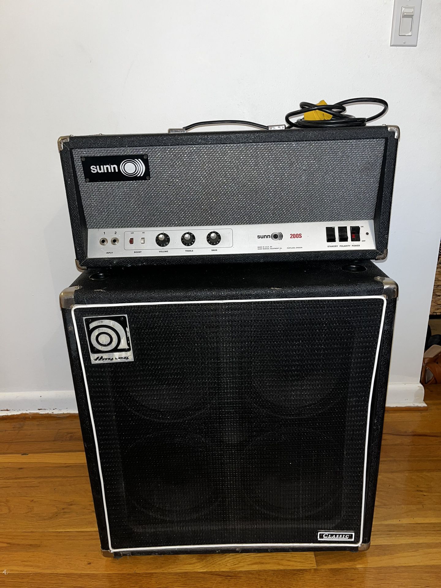 Used Sunn 1969 200S Amp & Amped Bass Cabinet SVT410HE 200 WATTS