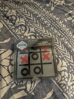 Dashing Travel Tic Tac Toe Game