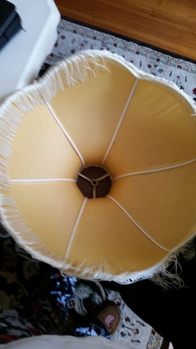 Antigue/ Tiffany Style Lamp Shade