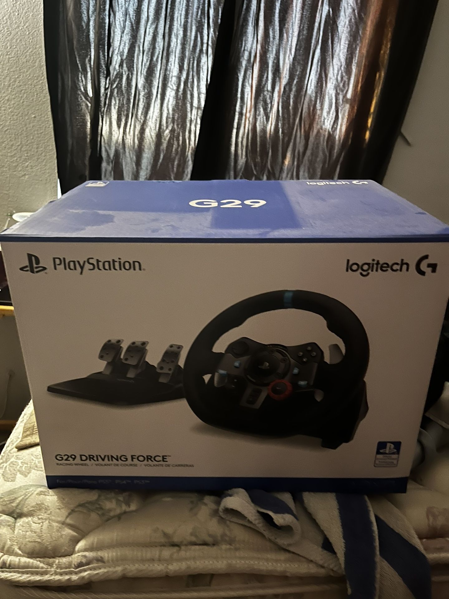 PS4 Logitech G29 Steering Wheel