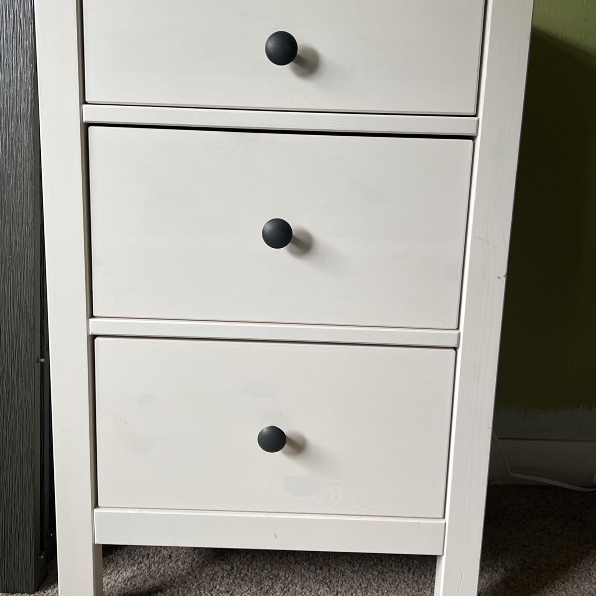 Ikea Hemnes 3 Drawer Chest Set for Sale in Enumclaw, WA - OfferUp Ikea Hemnes 3 Drawer Chest Set for Sale in Enumclaw, WA - OfferUp