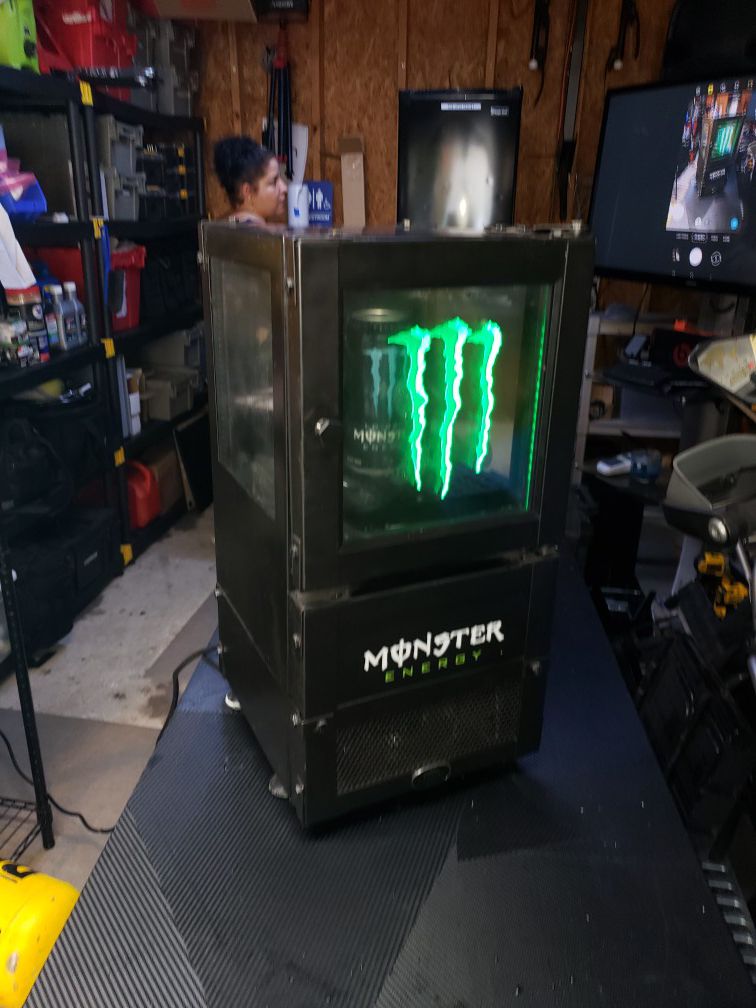 Monster mini fridge especial edition not available for retail