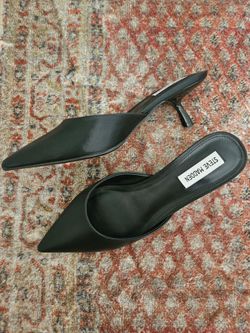 Steve Madden Mariano Mule Kitten Heel Slip On