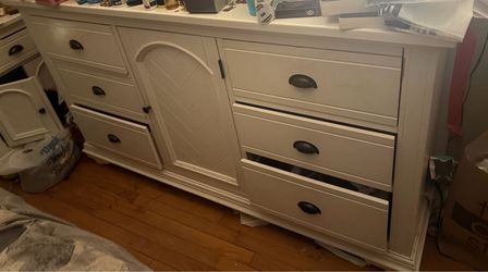 Moving sale: everything in the house $650