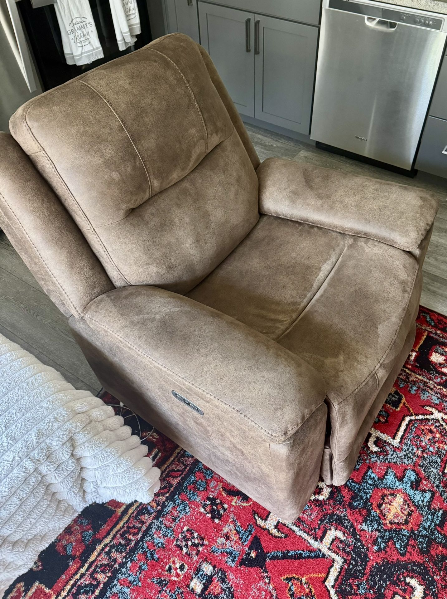Recliner Chair