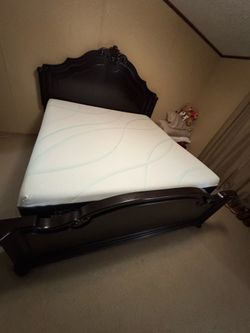 Cama con todo y colchon Tempur-Pedic LuxeAdapt soft,