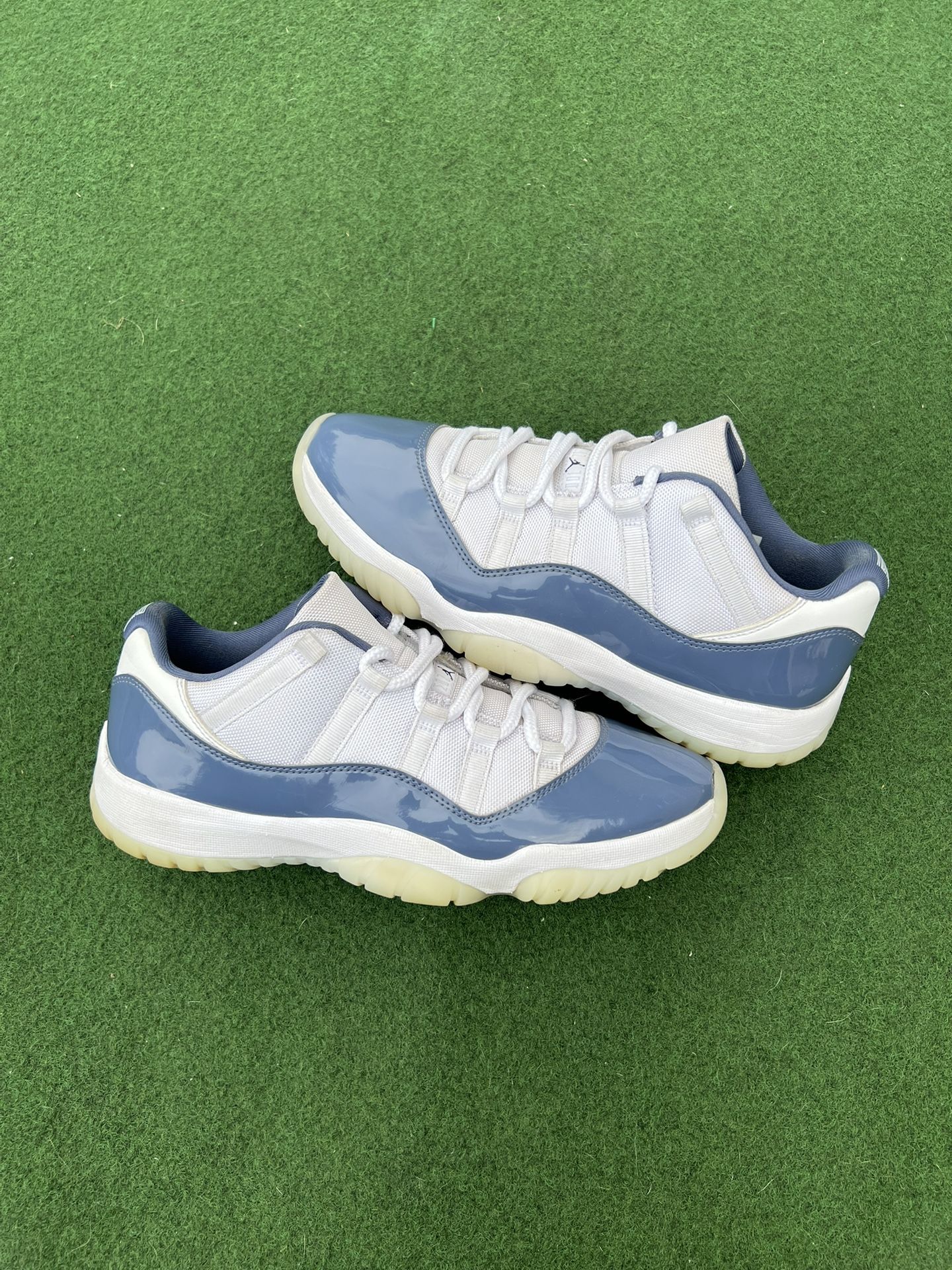 Size 10.5 - Air Jordan 11 Retro Low Diffused Blue