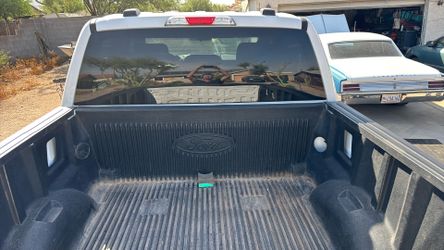 5.5’ bed liner Ford