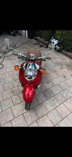 Yamaha scooter  only 81 original miles