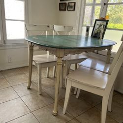 Rustic Kitchen Table And Chairs