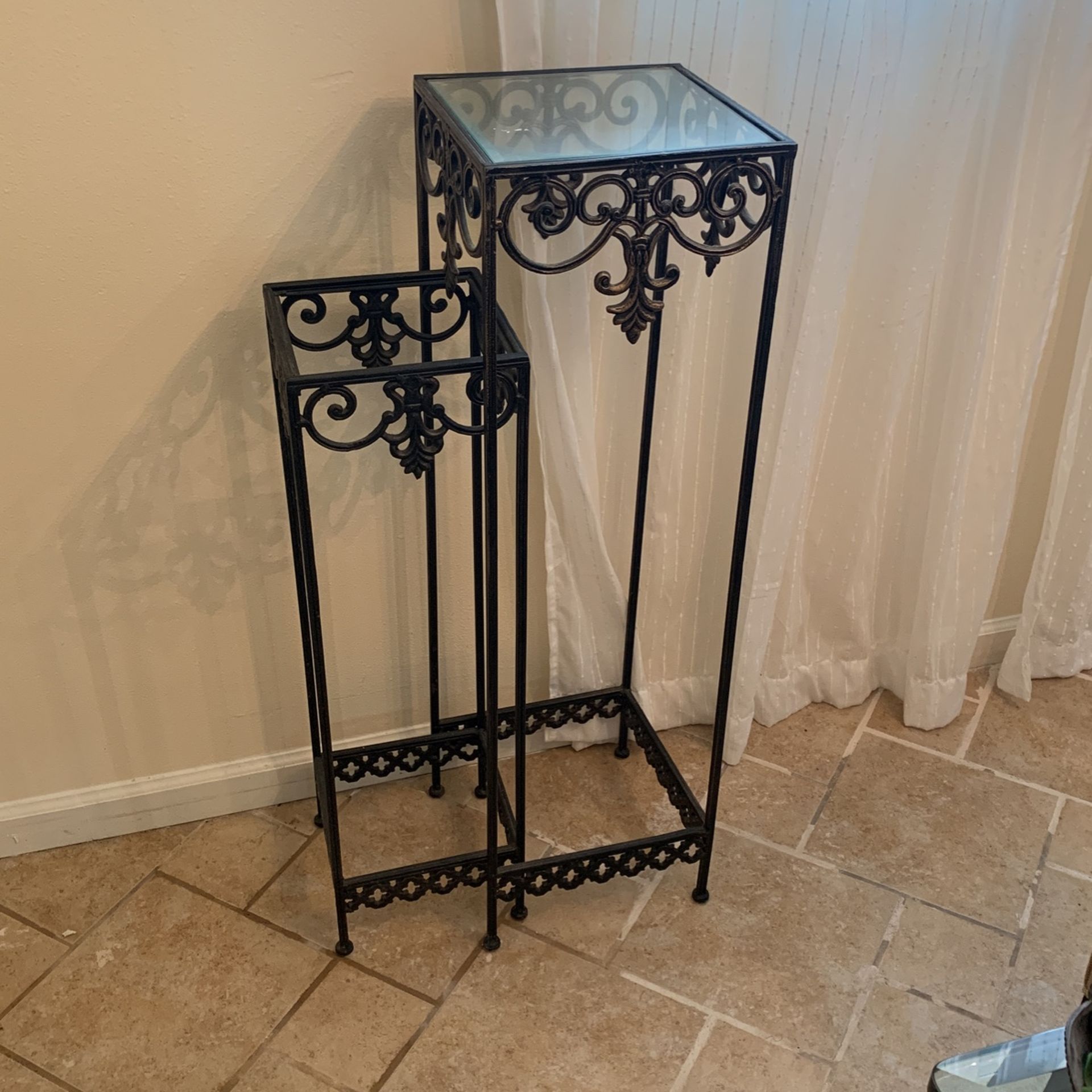 Set Of Two Decoration Tables