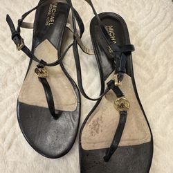 Black Sandal With Small Wedge 
