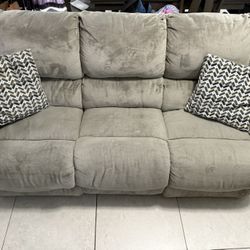 Electric Reclining Sofa