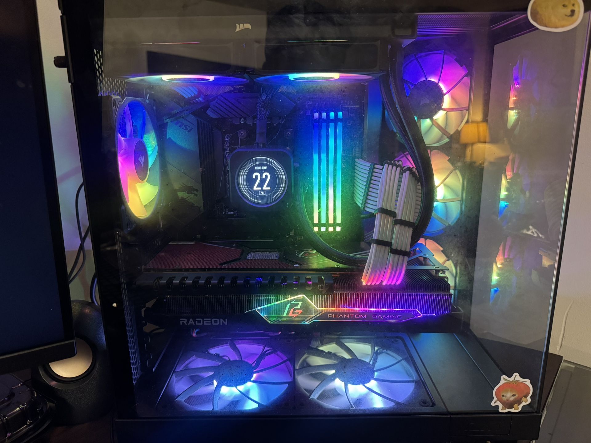 Ryzen 7 5800x3d and rx 7900xt gaming pc