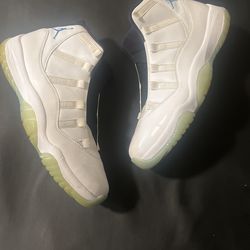 Jordan Retro 11 Legend Blue
