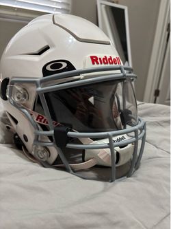 Oakley visor  (HELMET NOT INCLUDED)