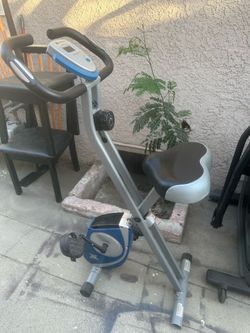Bicicleta y escaladora para ejercicio