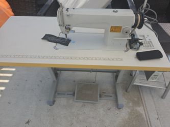 Vendo maquina de 1 aguja recta