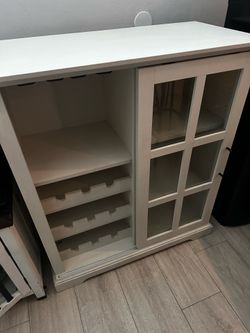 White bar wine cabinet cart