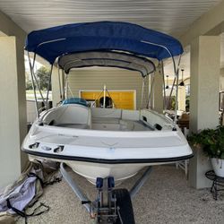 2007 Bayliner Deck Boat