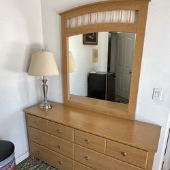 6 Drawer Dresser / Chest With Mirror 