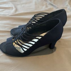 Women’s Heels Size 7