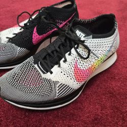 Nike Flyknit Racer Be True 2017 Size 11 Like New