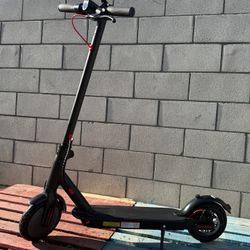 Electric scooter