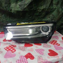 2017-18 Audi Q5 Left Headlight Computer 