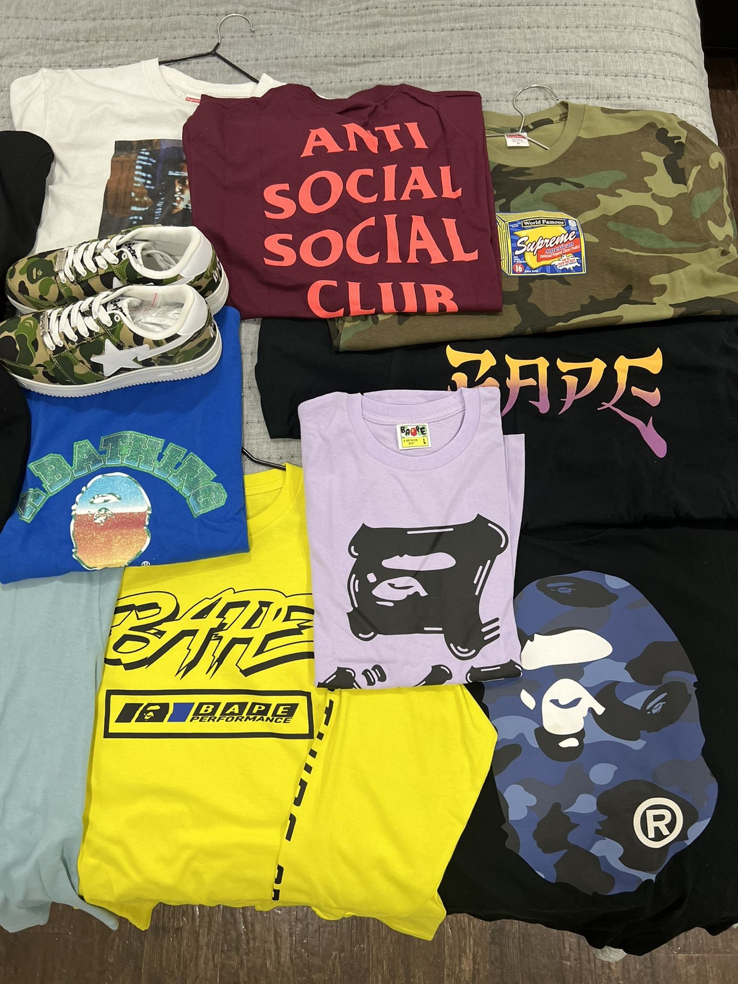 Supreme,bape, ASSC Items
