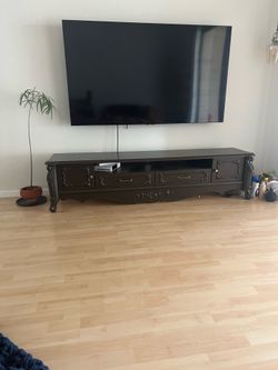Tv console