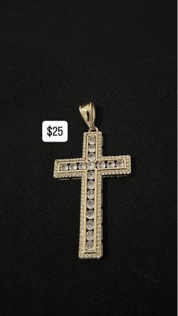 Cross pendant