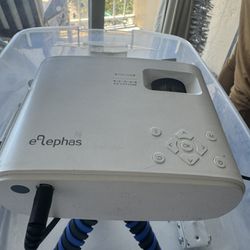 Elephas Projector 