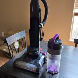Bissell Vacuum Cleaner 