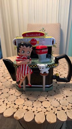 Betty Boop Coca-Cola Diner Ceramic Teapot
