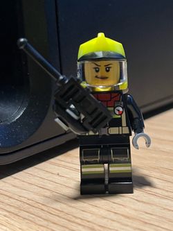 LEGO Firefighter MINIFIGURE