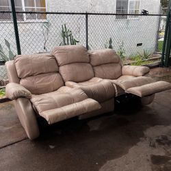 Beige 3 Seater Reclining Couch 🚚  Free Delivery  Great condition couch working recliners, no stains or rips,  tears. For free delivery. 🚚  Measureme