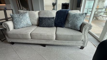 Neutral Linen Sofa—Solid Frame, Decorative Pillows