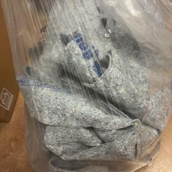 4 Moving Blankets