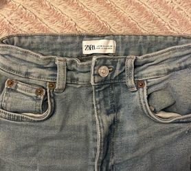 Zara Light Wash Denim Jeans Size 4