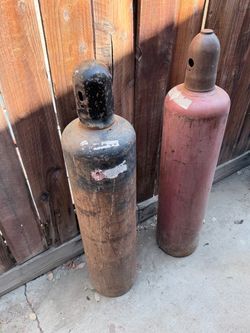 Acetylene bottle